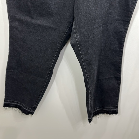 Loft Plus High Waist Skinny Crop button fly black jeans size 26. NWT. - Picture 3 of 15